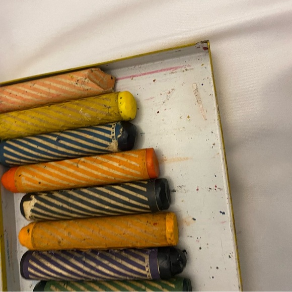 Vintage Popeye Tin Crayon Case with Chubby Chunky Crayons King  American Crayon - Picture 4 of 15